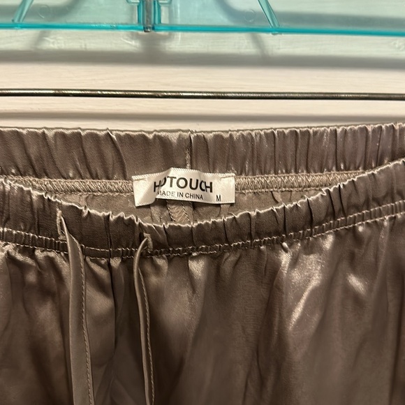 HOTOUCH Pajama Set - Picture 8 of 9